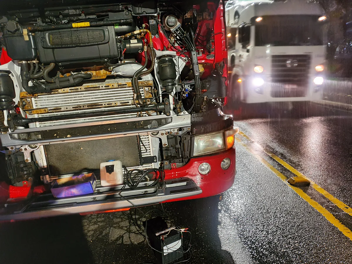 Equipe de mecânicos e eletricistas da Conserta Carros